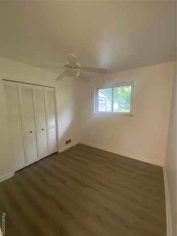 35691 Fairchild Street, Westland, MI 48186