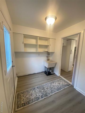 35691 Fairchild Street, Westland, MI 48186