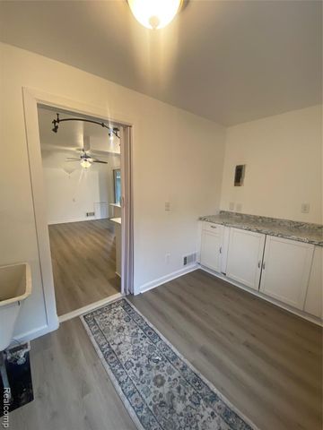 35691 Fairchild Street, Westland, MI 48186