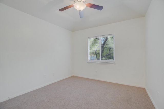 10 Caliche CT, Wimberley, TX 78676