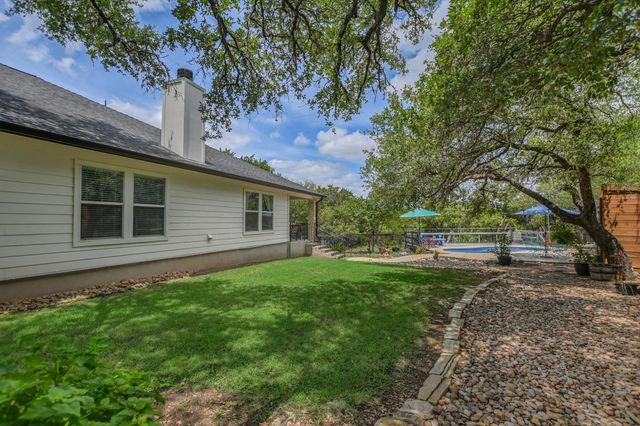 10 Caliche CT, Wimberley, TX 78676