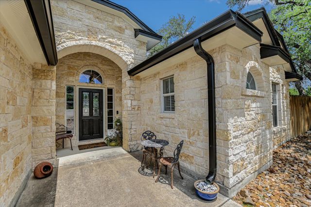 10 Caliche CT, Wimberley, TX 78676