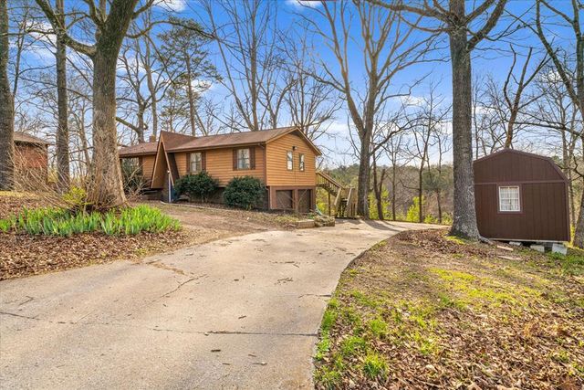 4113 Village Drive, Cohutta, GA 30710