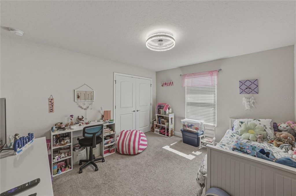 Image 39 of property listing at 4734 LATHLOA LOOP, Lakeland, FL 33811