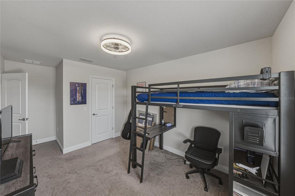 Image 58 of property listing at 4734 LATHLOA LOOP, Lakeland, FL 33811