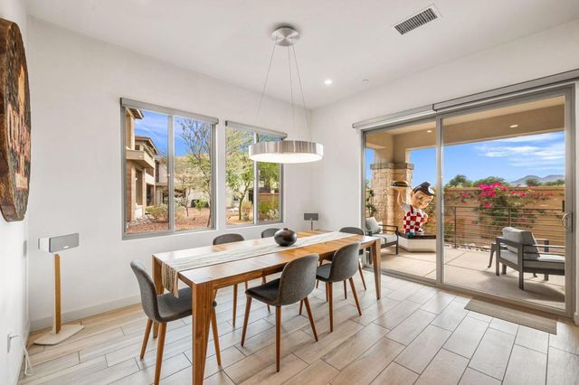 1401 Retreat Circle, Palm Desert, CA 92260