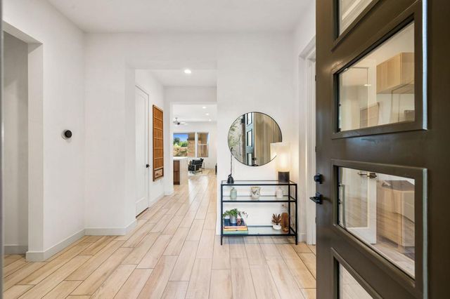 1401 Retreat Circle, Palm Desert, CA 92260