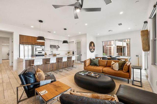 1401 Retreat Circle, Palm Desert, CA 92260