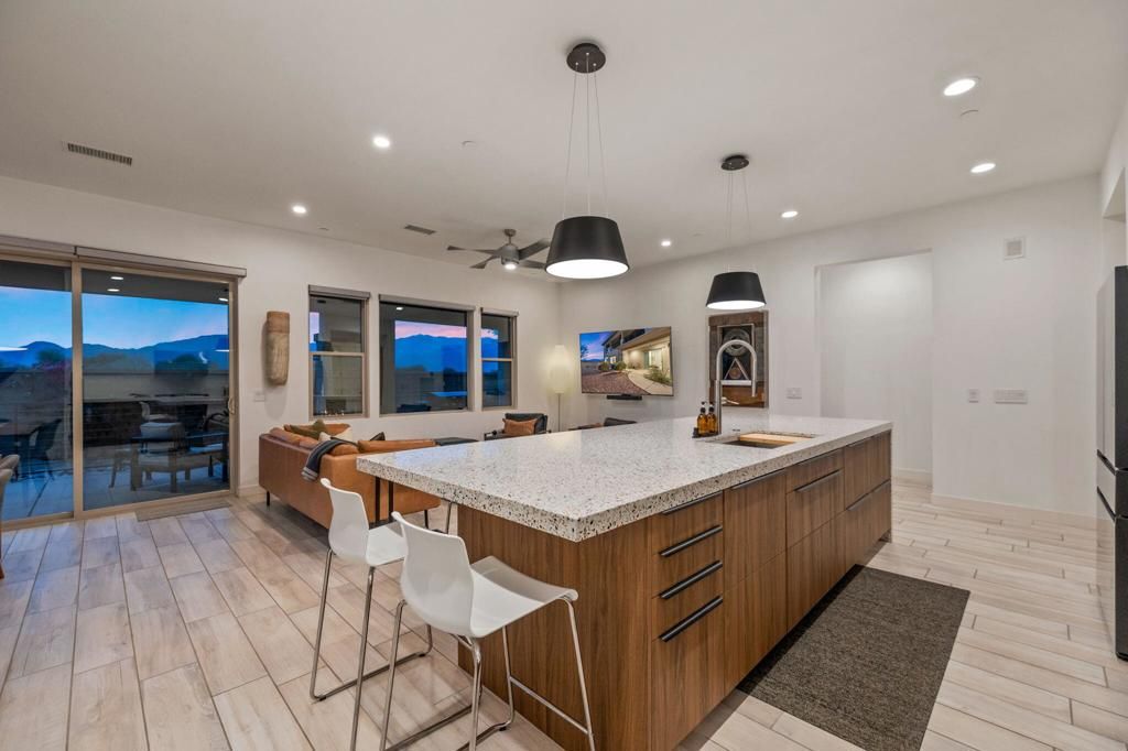 Image 2 of property listing at 1401 Retreat Circle, Palm Desert, CA 92260