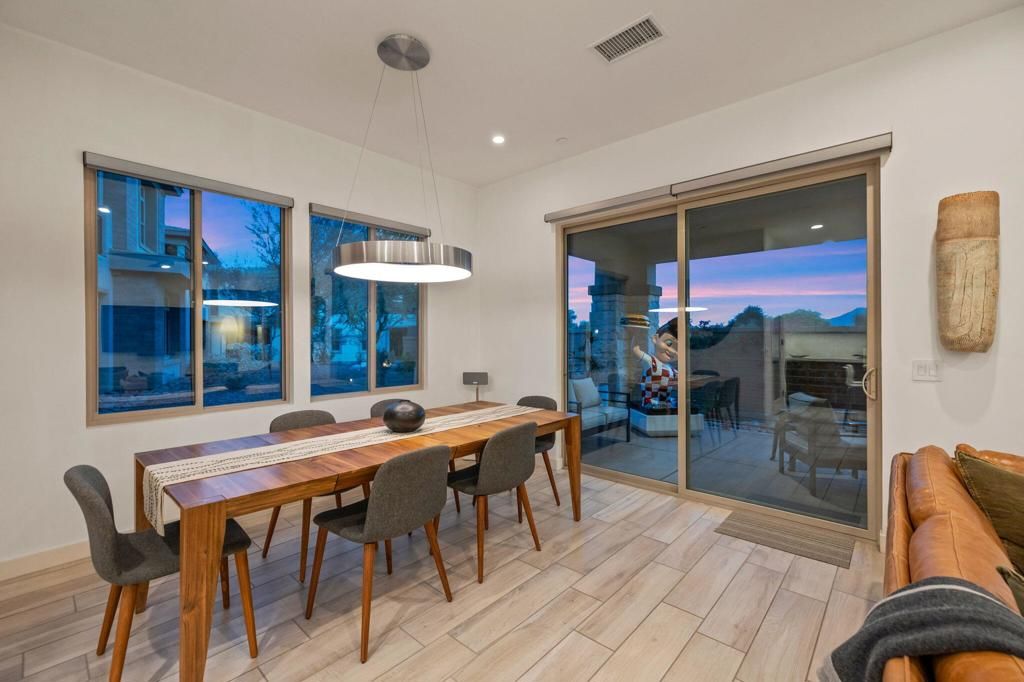 Image 8 of property listing at 1401 Retreat Circle, Palm Desert, CA 92260