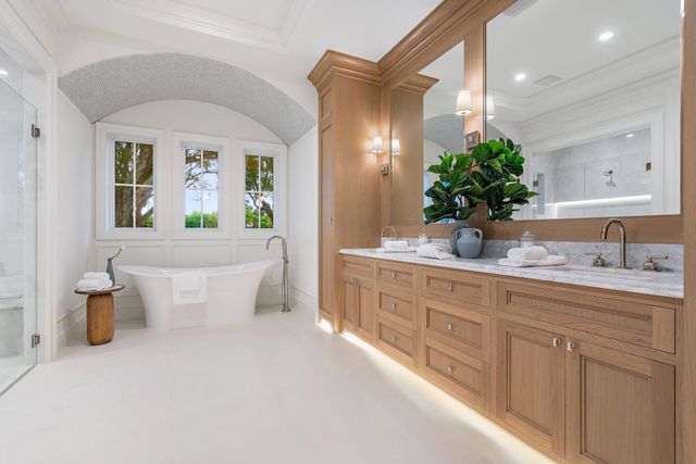 235 Forest Hill Boulevard, West Palm Beach, FL 33405