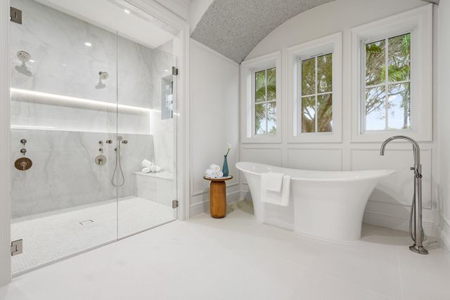 235 Forest Hill Boulevard, West Palm Beach, FL 33405