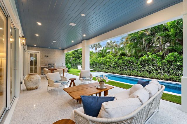 235 Forest Hill Boulevard, West Palm Beach, FL 33405