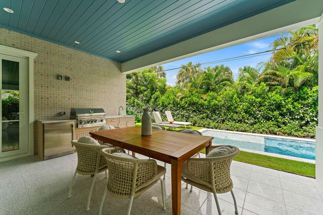235 Forest Hill Boulevard, West Palm Beach, FL 33405