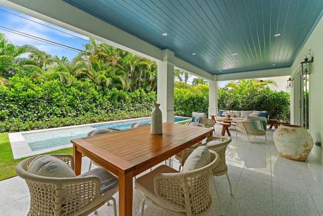 235 Forest Hill Boulevard, West Palm Beach, FL 33405