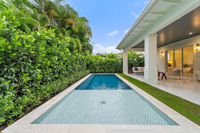 235 Forest Hill Boulevard, West Palm Beach, FL 33405
