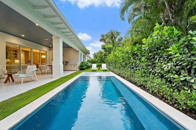 235 Forest Hill Boulevard, West Palm Beach, FL 33405