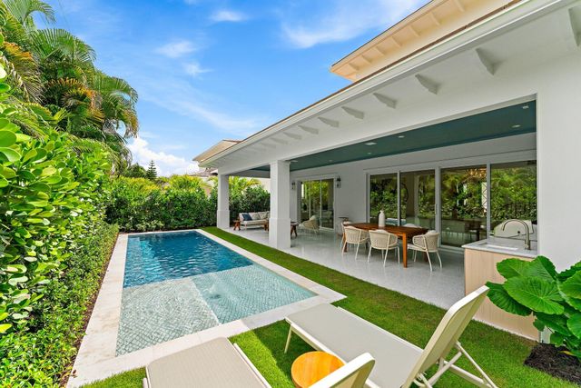 235 Forest Hill Boulevard, West Palm Beach, FL 33405