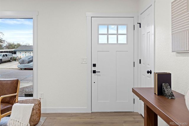 3090 S Hoyt Way, Lakewood, CO 80227