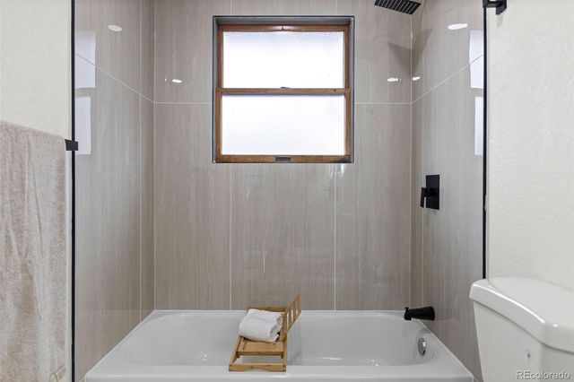 3090 S Hoyt Way, Lakewood, CO 80227