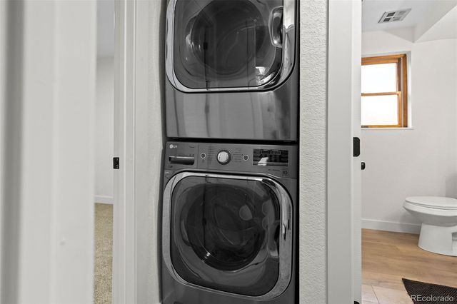 3090 S Hoyt Way, Lakewood, CO 80227