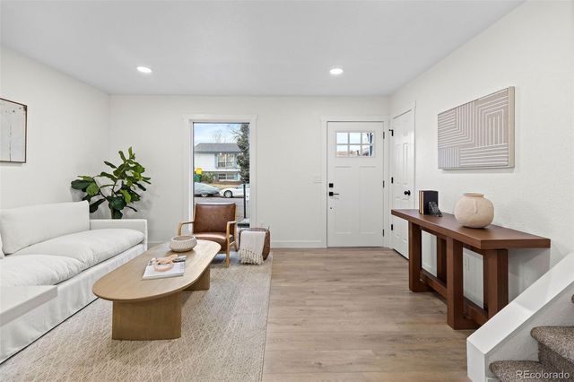 3090 S Hoyt Way, Lakewood, CO 80227