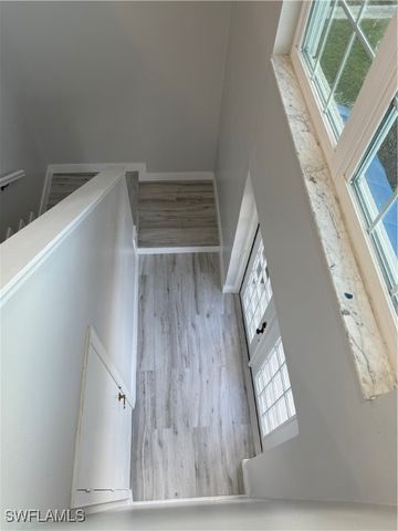 834 Gulf Pavilion DR 204, Naples, FL 34108