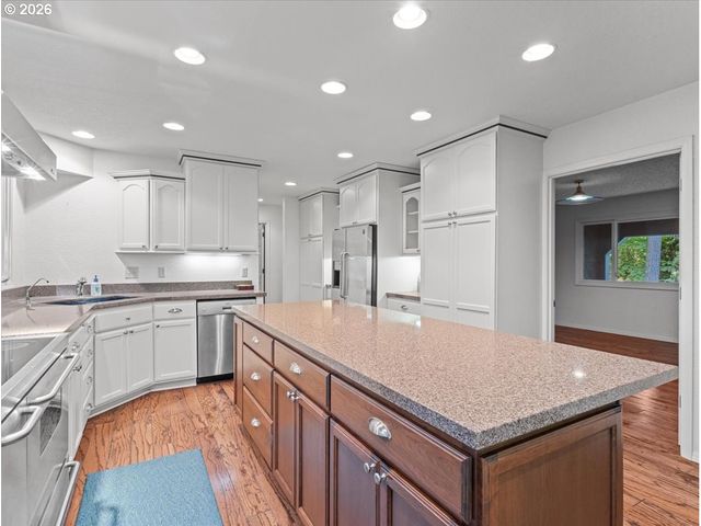 20112 Nw CEDAR ACRES Dr, Ridgefield, WA 98642