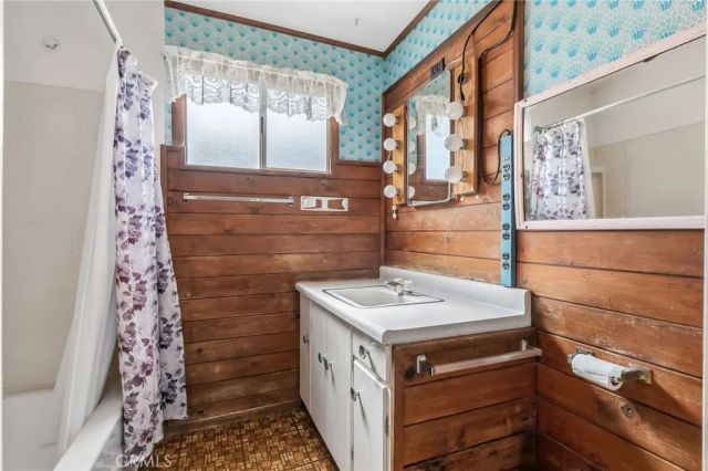 516 Palm Way, Needles, CA 92363