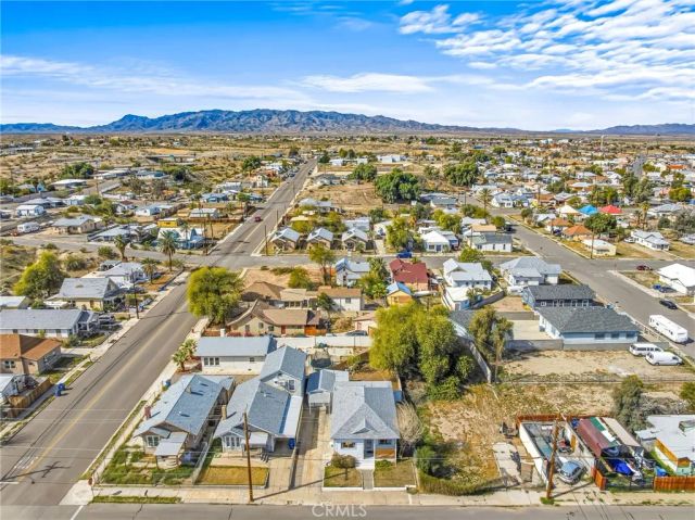 516 Palm Way, Needles, CA 92363