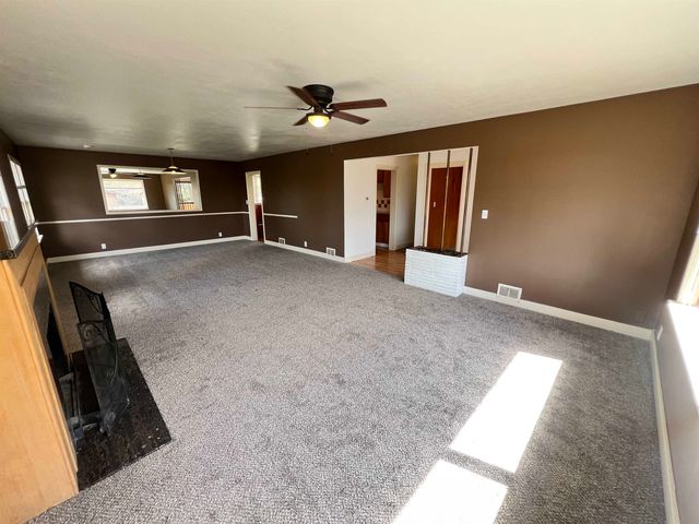 794 W Cliff Dr, Spokane, WA 99204