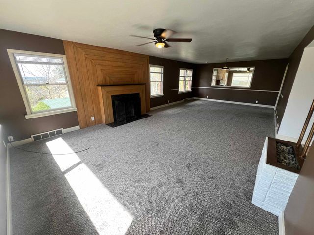 794 W Cliff Dr, Spokane, WA 99204