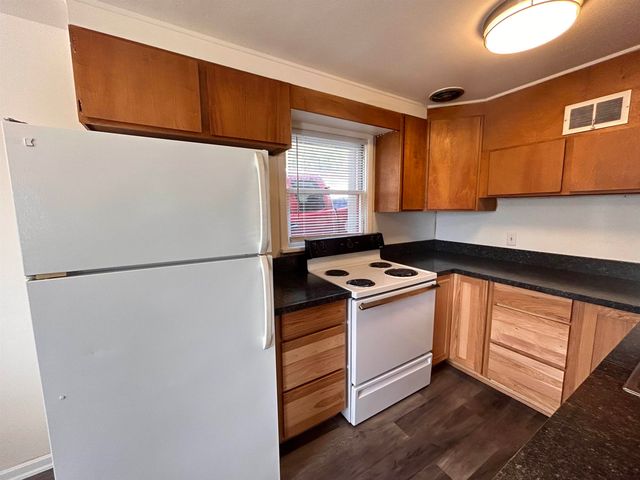 794 W Cliff Dr, Spokane, WA 99204