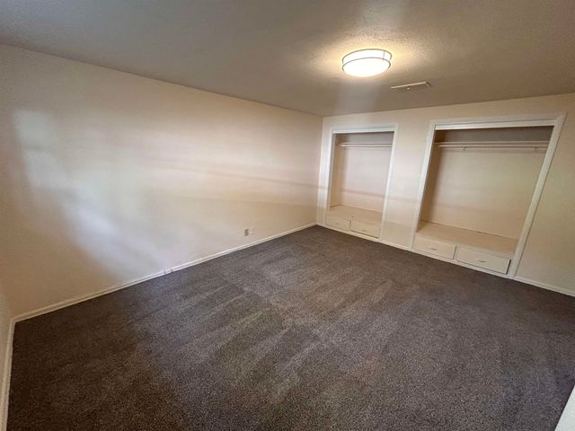 794 W Cliff Dr, Spokane, WA 99204