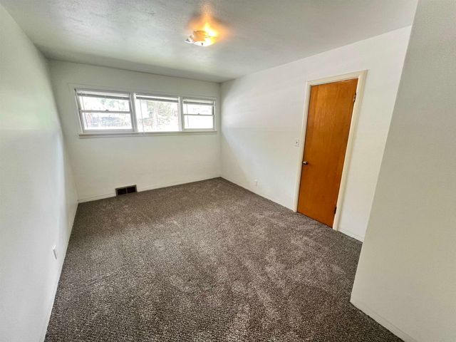 794 W Cliff Dr, Spokane, WA 99204