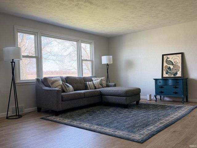 4513 S 700 W Road, Mentone, IN 46539