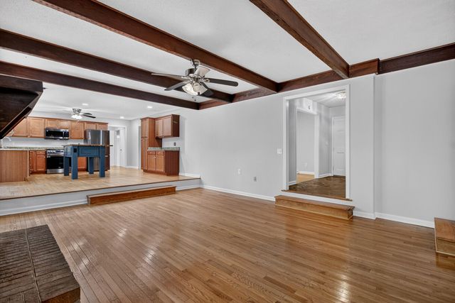 1070 Pine Street, Hanahan, SC 29410