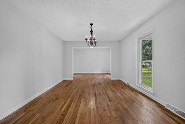 1070 Pine Street, Hanahan, SC 29410