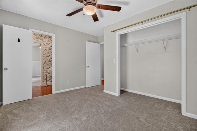 1070 Pine Street, Hanahan, SC 29410