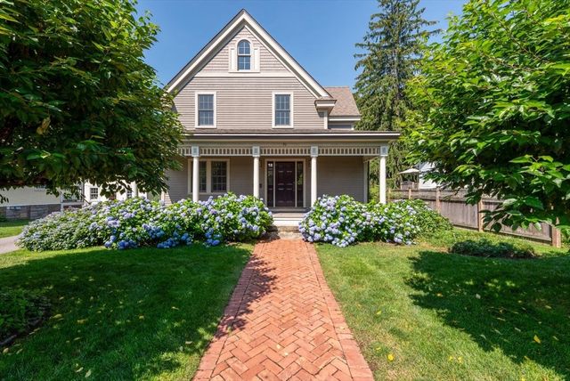 70 School Street, Manchester, MA 01944