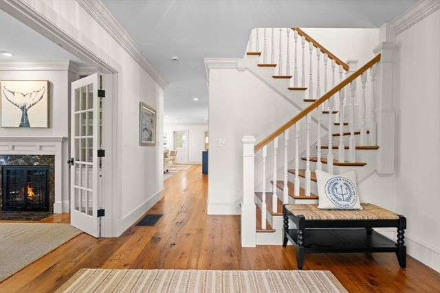 70 School Street, Manchester, MA 01944