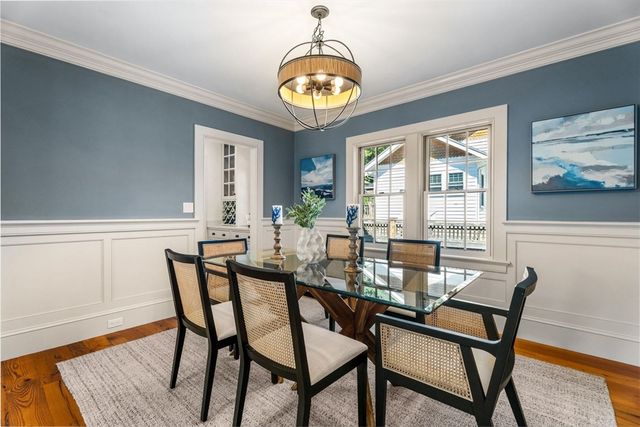 70 School Street, Manchester, MA 01944