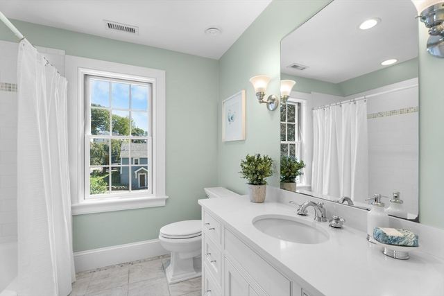 70 School Street, Manchester, MA 01944