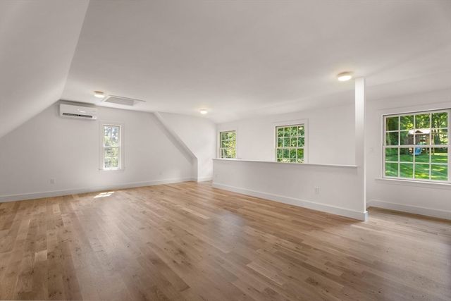 70 School Street, Manchester, MA 01944