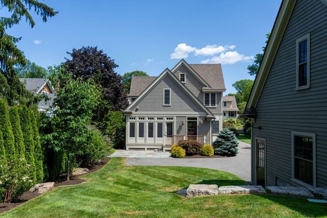 70 School Street, Manchester, MA 01944