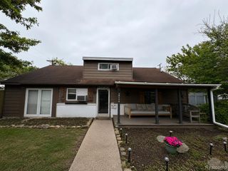 26148 Lamour Street, Harrison Twp, MI 48045