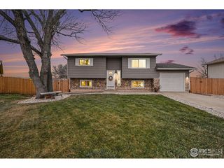 7717 Ivy Ln, Wellington, CO 80549