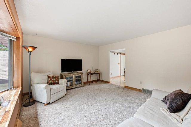 4751 E Oakview DRIVE, Milton, WI 53563