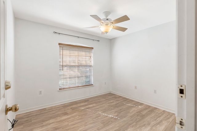 2575 SW 12th Sq Square SW, Vero Beach, FL 32968