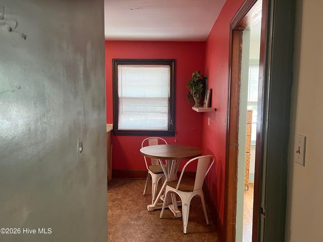 1607 E Berkley Road, Greenville, NC 27858